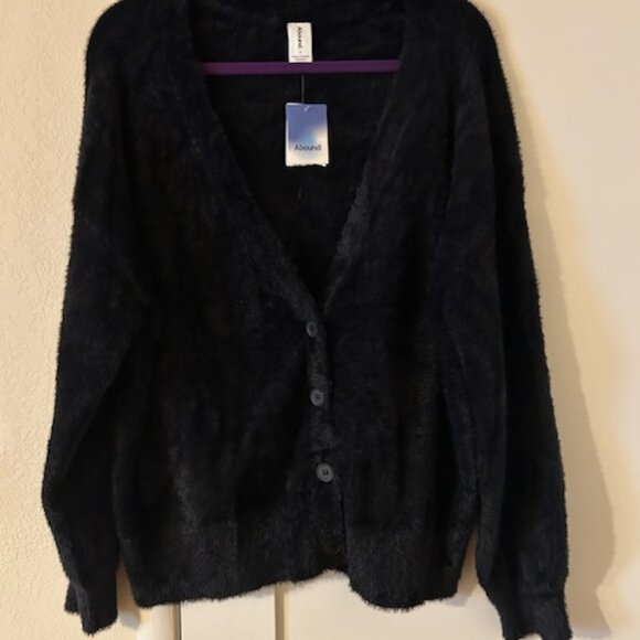 Black Sweater - Picture 1 of 1